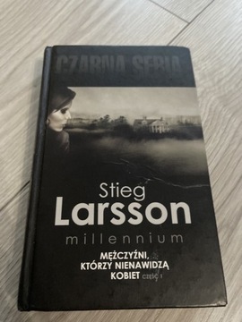 Książka Stieg Larsson Mężczyźni, którzy nienawidzą