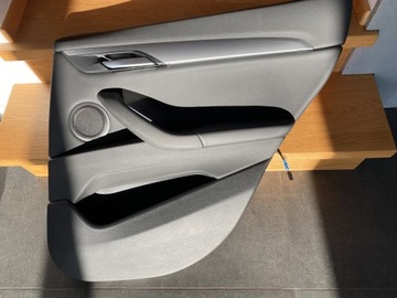 BMW X1 F48 tapicerka boczek prawy tył