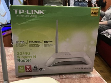 Router wifi TP-LINK plus czytnik kart SD