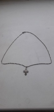 Srebrny łańcuszek z krzyżykiem pr.925
