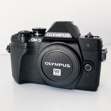 Olympus OM-D Model E-M10 Mark III + M.ZUIKO 14-42m