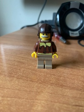 Lego Pilot Figurka