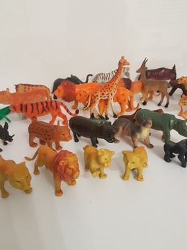 DZIKIE ZWIERZĘTA Figurki 31szt.mini ZOO 