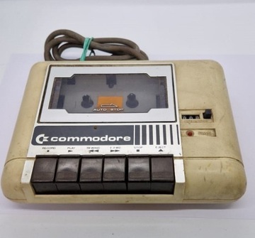 Magnetofon Commodore C-64 nr.6 - działa