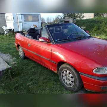 szyba przednia Astra F 98 kabriolet 