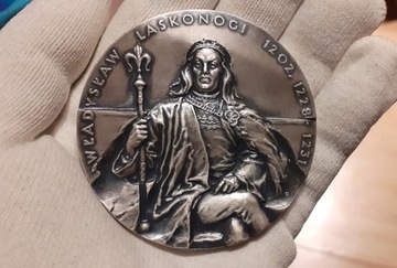 Medal PTAiN - Władysław Laskonogi