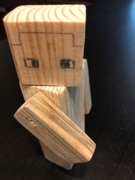 lalka minekraft wykonana z drewna