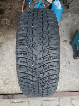 Opona zimowa Bridgestone 205 55 R16