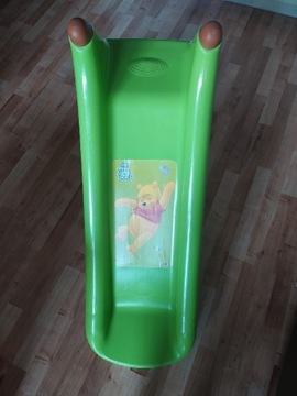 Zjeżdżalnia plastikową dziecięca Kubuś puchatek