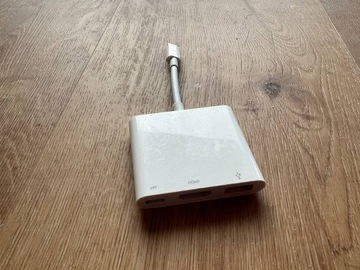 Przejściówka z USB-C na cyfrowe AV APPLE MUF82ZM/A