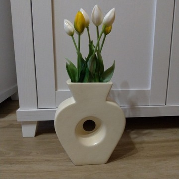 Wazon kremowy ceramiczny wysokość 22cm