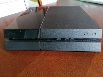 KONSOLA PLAYSTATION 4 500GB PS4