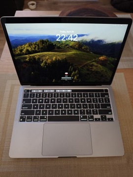 MacBook Pro 13 Model: A2338 16GB 256GB A1