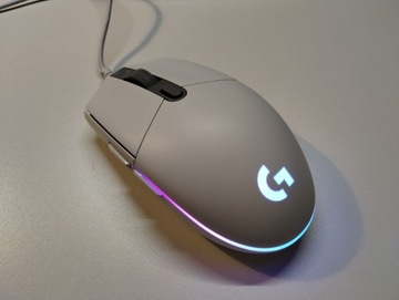 Logitech G 203 podświetlana lekka mysz do gier 
