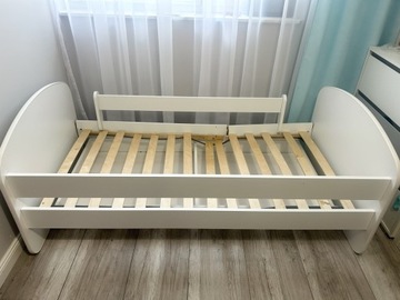 Łóżko dziecięce z barierką 160x80 białe