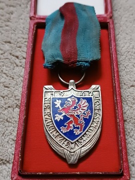 Odznaczenia medale PRL 