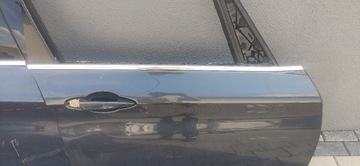 BMW F46 drzwi prawe listwa chrom blenda