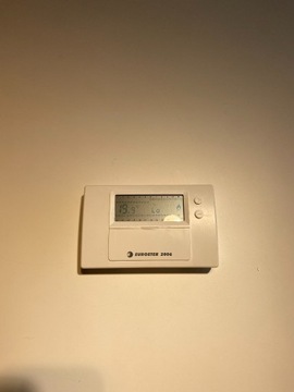 Euroster przewodowy regulator temperatury 2006