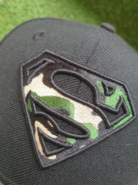 Czapka New Era Superman Camo 7 1/4 super stan