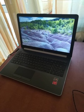 Laptop HP 15 Ryzen 5 3500 