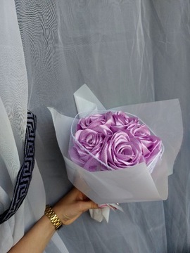 Bukiet z 5 róż fioletowych 