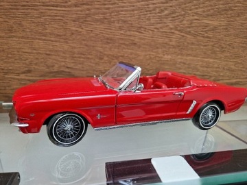 Ford mustang 1:18 precision 100 