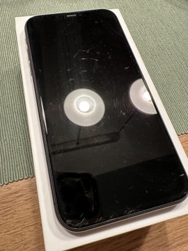 iPhone 11 64gb używany 