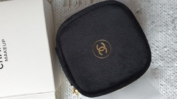Chanel nowa czarna welur kosmetyczka z lusterkiem