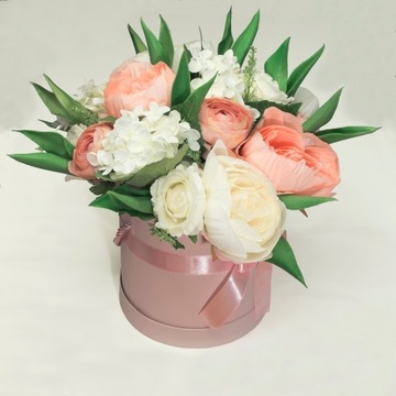 FlowerBox (piwonie/róże: kwiaty sztuczne)