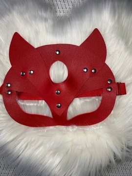 Maska czerwona damska