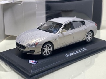 Maserati Quattroporte GTS 1:43 Model White Box 