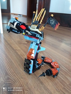 LEGO Ninjago ognisty kieł 70674