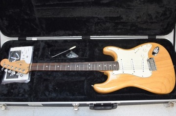 Fender Stratocaster USA - Ash 2006 video