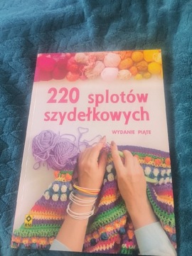 220 splotów szydełkowych