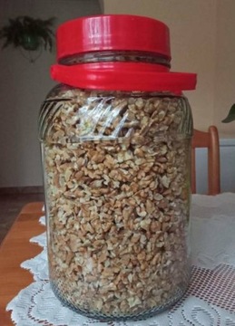 Orzechy włoskie ręcznie łuskane świeże 1kg