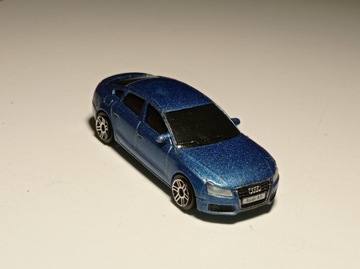 Audi A5 jak hot wheels 