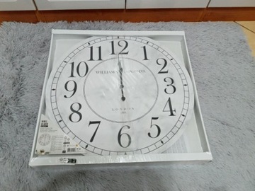 Duży biały zegar ścienny do pokoju nowy