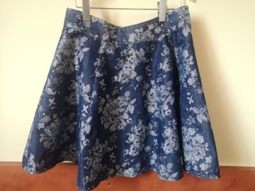 Spódnica jeansowa w kwiaty roz. 36 Denim & Co