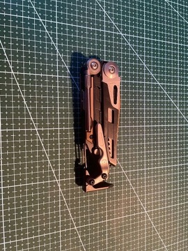 Leatherman MUT - multitool