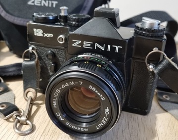 Zenit 12XP + Helios-44 M-7