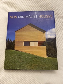 NEW MINIMALIST HOUSE