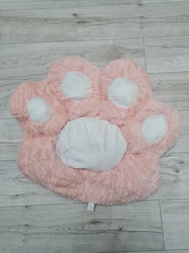 Legowisko dla psa kota różowe łapka 75x64 cm