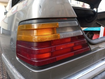 Mercedes-Benz W124 124 Hella Lampa tył lewa tylna