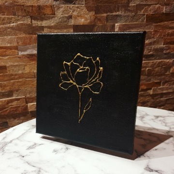 Obraz handmade czarny 20 cm kwiatek złoty