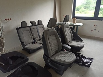 Ford Escape MK4 +2020r Fotele z poduszkami