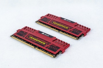 2x8GB Corsair Vangance 1866MHz CL10