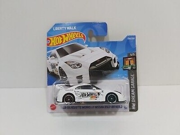 Samochodzik Mattel Hot Wheels Nissan Skyline GT 35