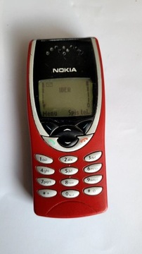 Nokia 8210 w pełni sprawna