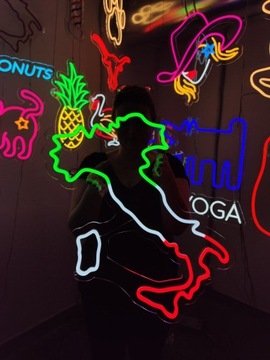 Mapa Włochy Neon Napis LED. Mapa Kraju