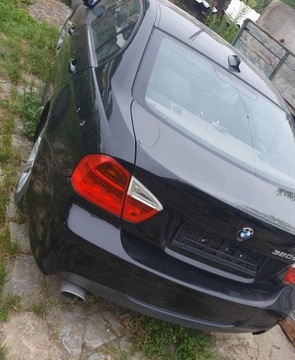 BMW E90 TYLNI ZDERZAK M PAKIET CZUJNIKI PARKOWANIA